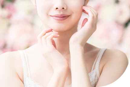 お顔全体がスッキリ引き締まる